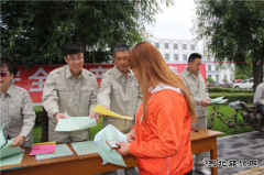 兴凯湖电业局：安兴供电电力安全宣传“赶大集”
