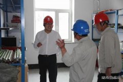 兴凯湖电业局：陈殿军带领检查组到检修公司开展安全大检查