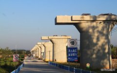 中铁二十一局：兴泉铁路兴国段最长桥梁平江特大桥成功浇筑