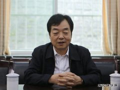 铜川矿业公司党委书记、执行董事刘水利深入下石节煤矿调研
