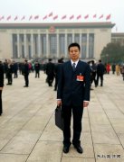 全国人大代表韩振东：重任在肩 激情无限诠释服务永远